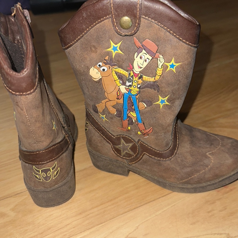 Toy story toddler boots size 8 used but good condition